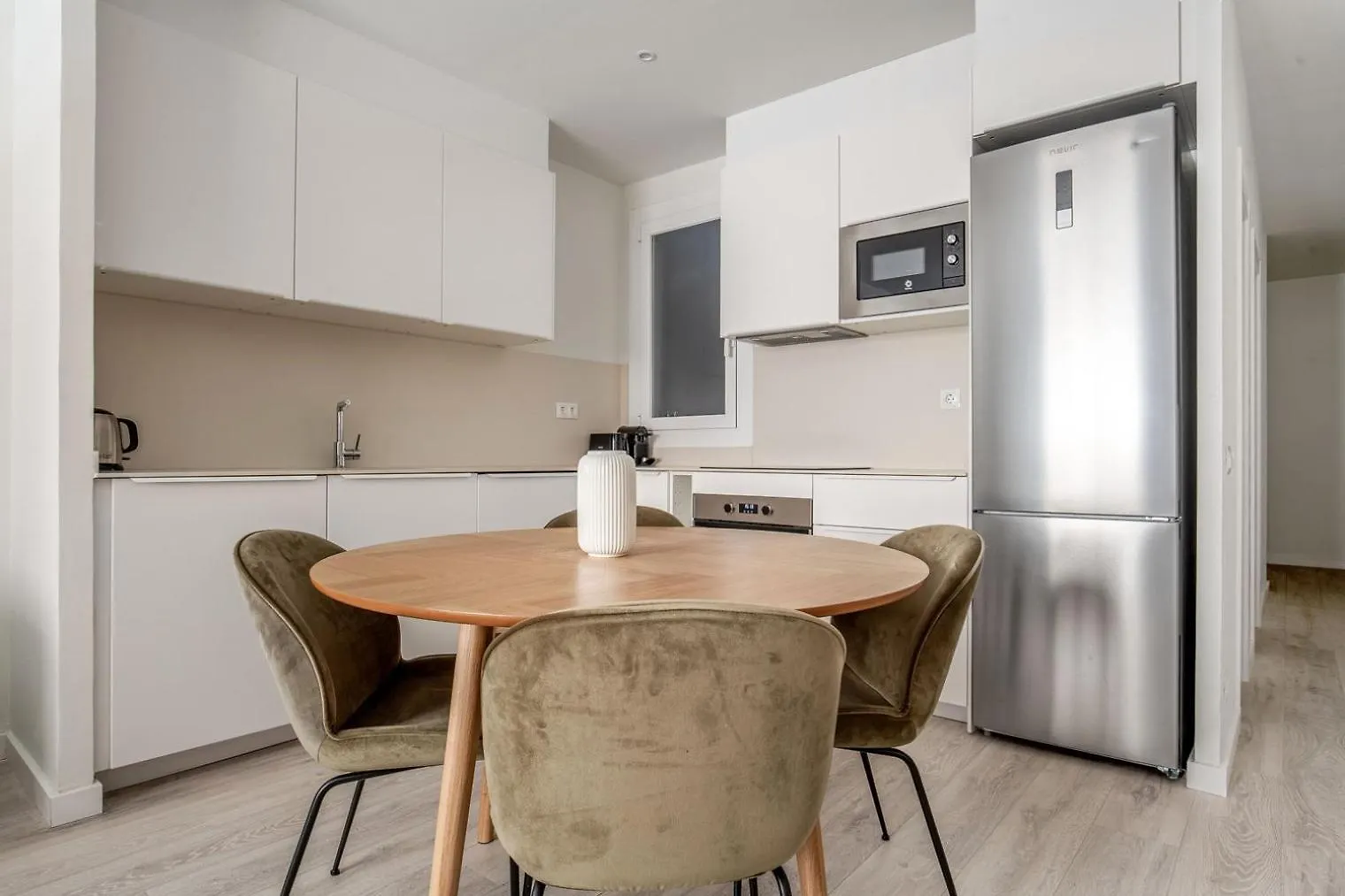 شقة Blueground El Putxet I El Farro Fully Furnished Bcn-133 برشلونة