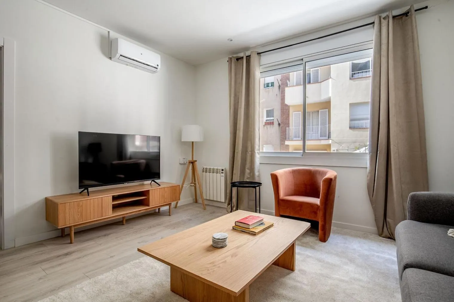 شقة Blueground El Putxet I El Farro Fully Furnished Bcn-133 برشلونة 0*,  إسبانيا